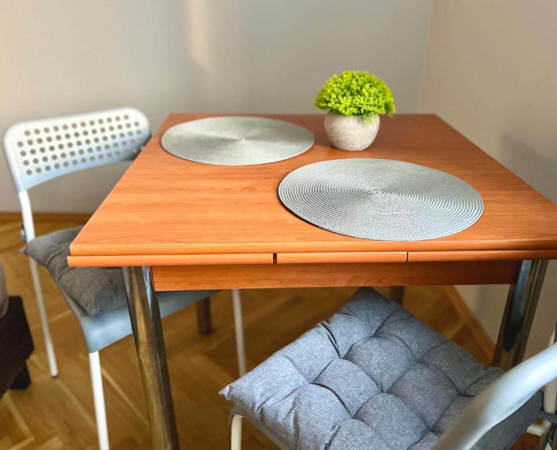 Apartmán K22 Andersa 12 M Ratusz Arsenal Varšava Exteriér fotografie