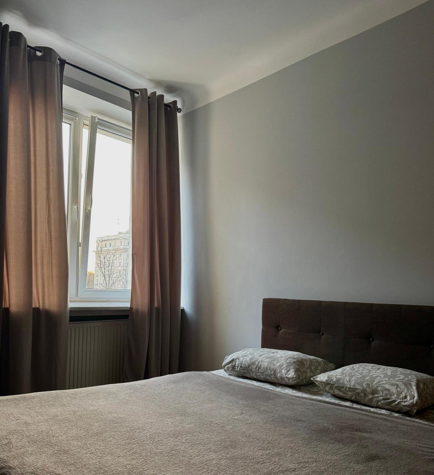 Apartmán K22 Andersa 12 M Ratusz Arsenal Varšava Exteriér fotografie